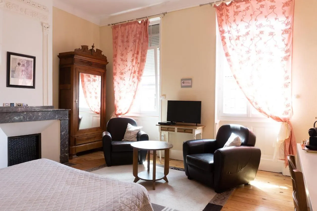 *** Bed & Breakfast Vanille Bourbon Montauban France
